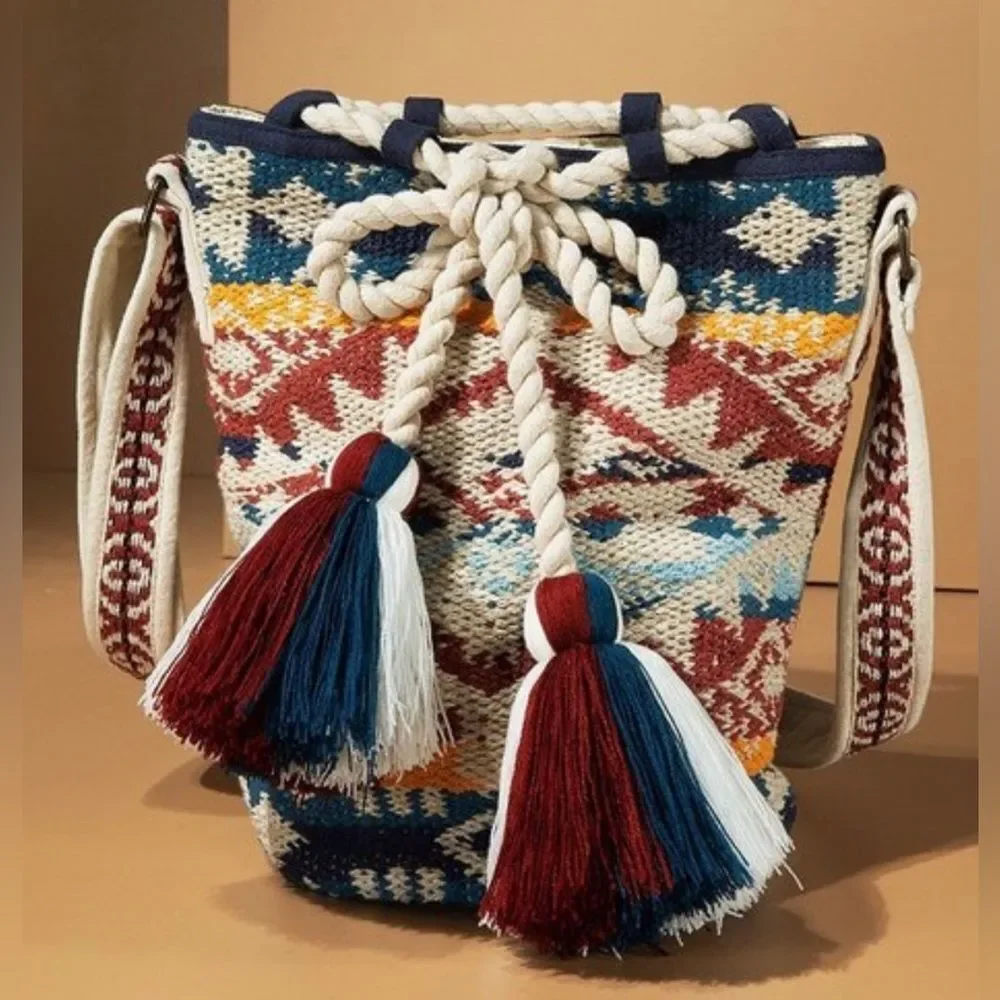 Bohemian Bucket Shoulder Bag Najavo Pattern Handwoven Cotton NWT - Picture 1 of 8